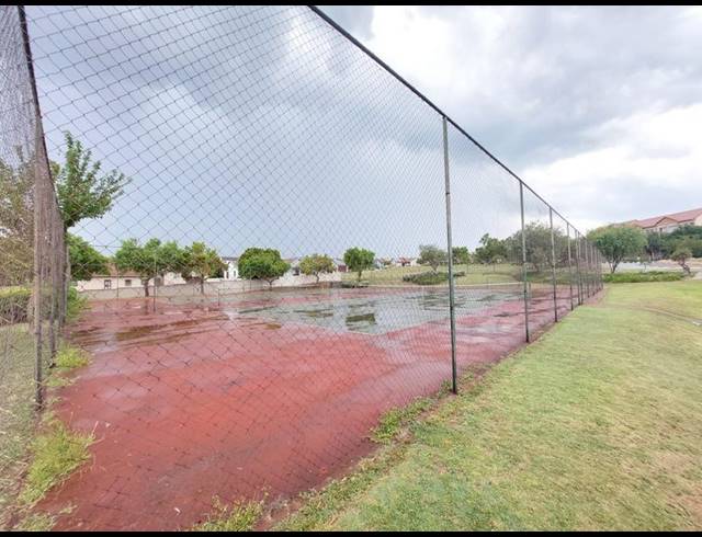 2 BEDROOM APARTMENT FOR SALE IN SUMMERFIELDS ESTATE